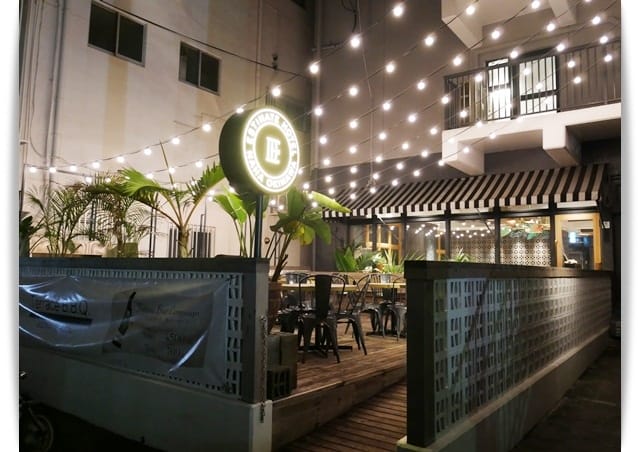 2017年沖繩親子遊 ♡ 文青工業風旅店「ESTINATE HOTEL」。