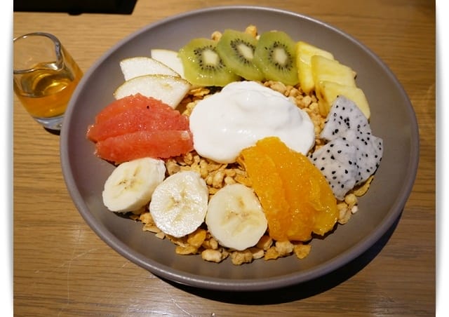 2017年沖繩親子遊 ♡ 文青工業風旅店「ESTINATE HOTEL」。
