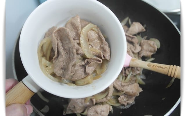 [Baby Food] 日式和風味，寶寶版「牛丼飯」♪