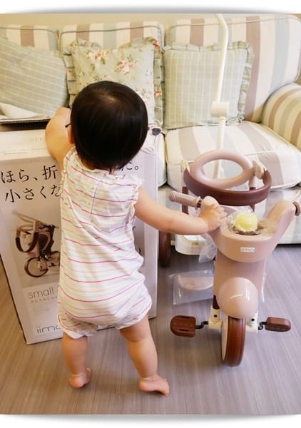 【Ingrid】週歲禮物，好粉嫩「日本iimo三輪車」開箱文 ❤