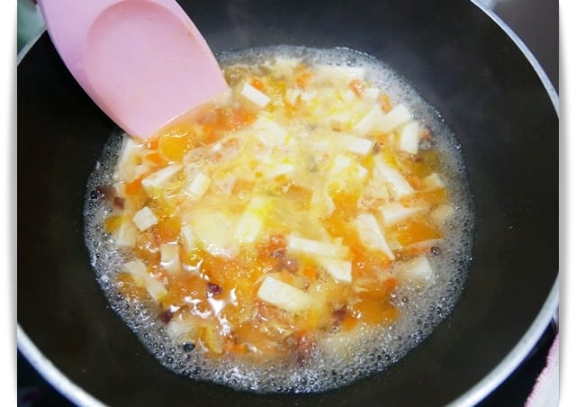 [Baby Food] 酸甜好開胃，寶寶版「酸辣湯」♪
