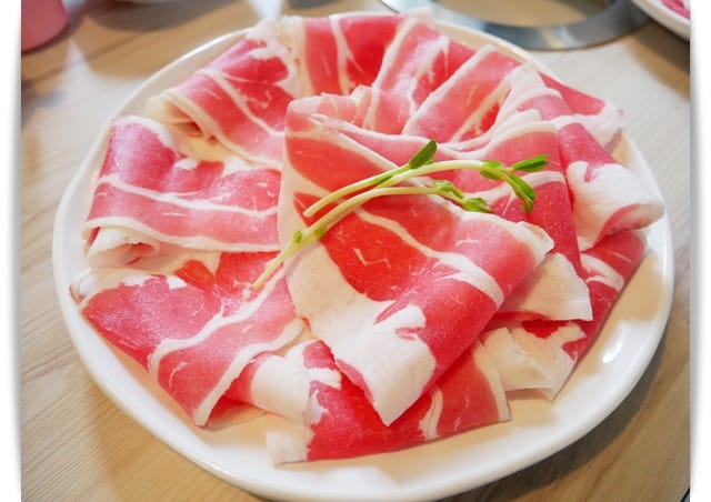 「好好鍋優質大盤肉-美術店」好美好美的肉 ♡