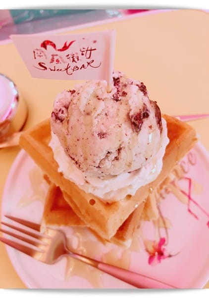墾丁「南風微甜Sweet Bar」復古韓系MV風冰店 ♪
