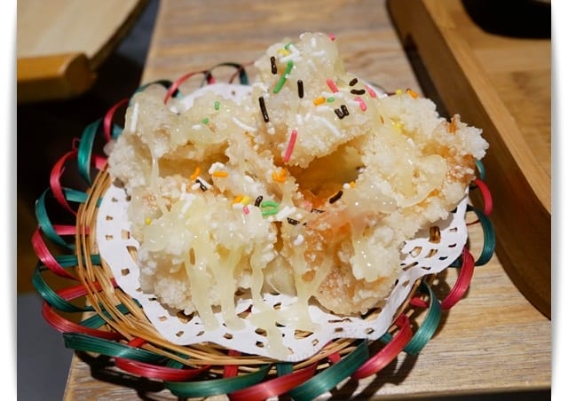 好文青「老宋咖啡Thesungcafe」有賣咖啡也有賣油飯。