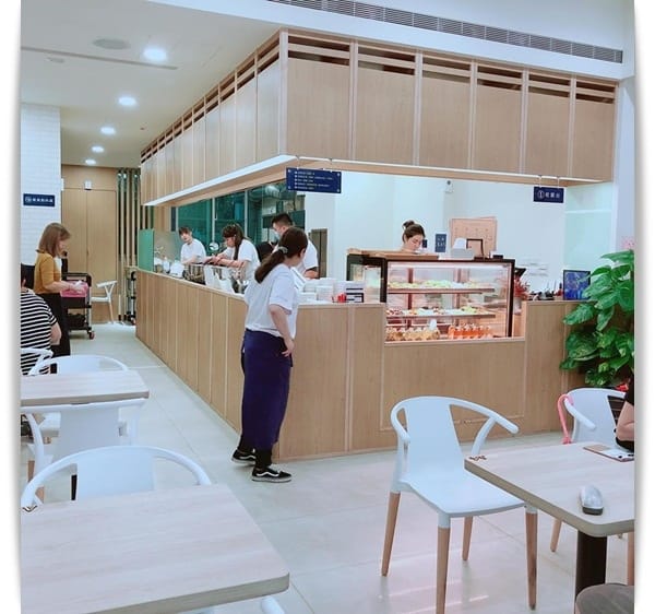 「弘記肉燥飯舖」文青風的肉燥飯店 ♪