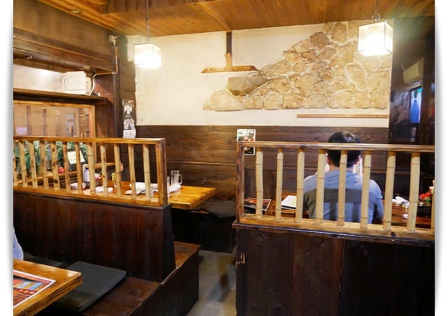 2017年沖繩親子遊 ♡ 好有氣氛「串角久茂地店」串燒吃到飽居酒屋。