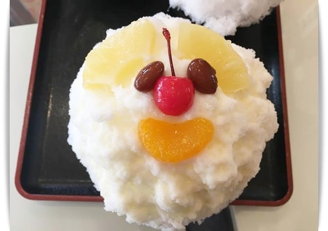 2017年沖繩親子遊 ♡ 可愛白熊冰「丸三冷物店」復古老冰店。