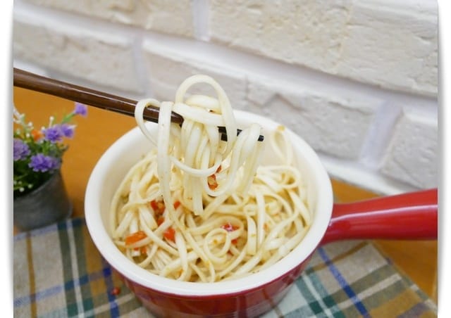 「大女兒頂級手作辣椒醬」簡單拌就很好吃 ♪