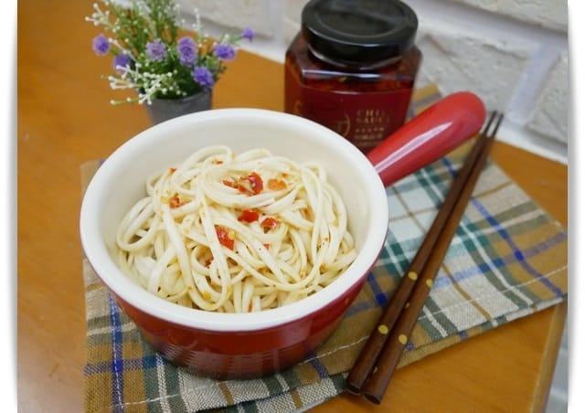 「大女兒頂級手作辣椒醬」簡單拌就很好吃 ♪