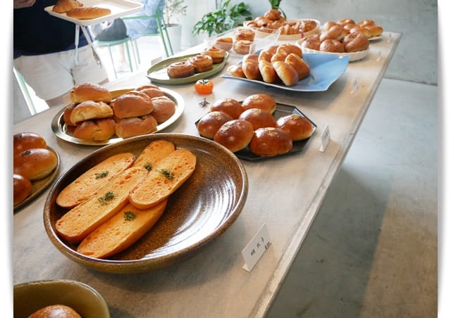 屏東「美菊麵包店」簡單卻很有味道 ♪