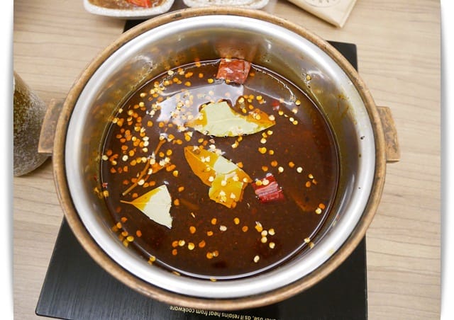 天冷來補一下「德記中藥火鍋-台南總店」中藥入鍋 ❤