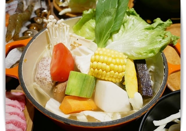 天冷來補一下「德記中藥火鍋-台南總店」中藥入鍋 ❤ - 第25張圖 天冷來補一下「德記中藥火鍋-台南總店」中藥入鍋 ❤