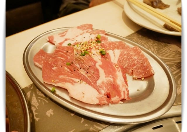 2018年沖繩親子遊 ♡ 日本和牛吃到飽「我那霸燒肉」大滿足、近國際通。