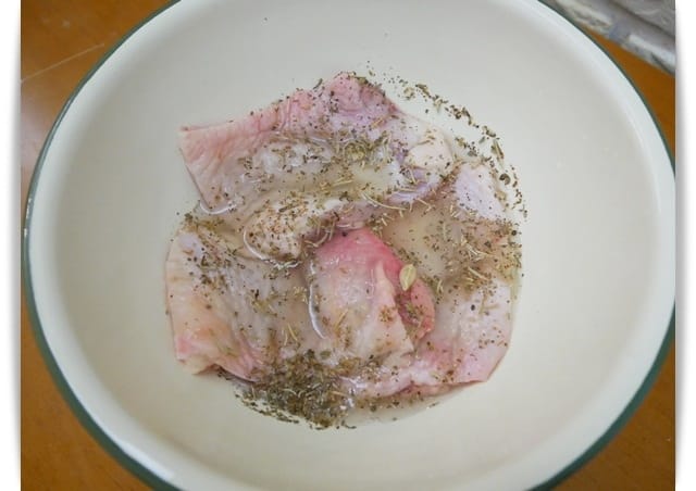 [My Little Kitchen] 好清新「檸檬香料烤雞排」簡單好吃 ❤