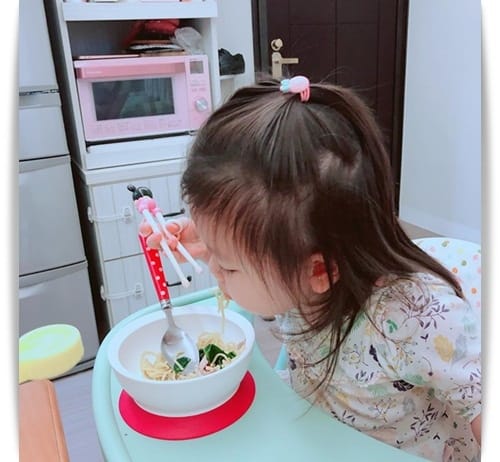 安全可拆「3M Scotch寶寶食物剪刀」小孩吃飯的好幫手 ♪