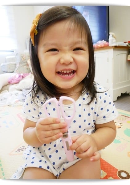 安全可拆「3M Scotch寶寶食物剪刀」小孩吃飯的好幫手 ♪