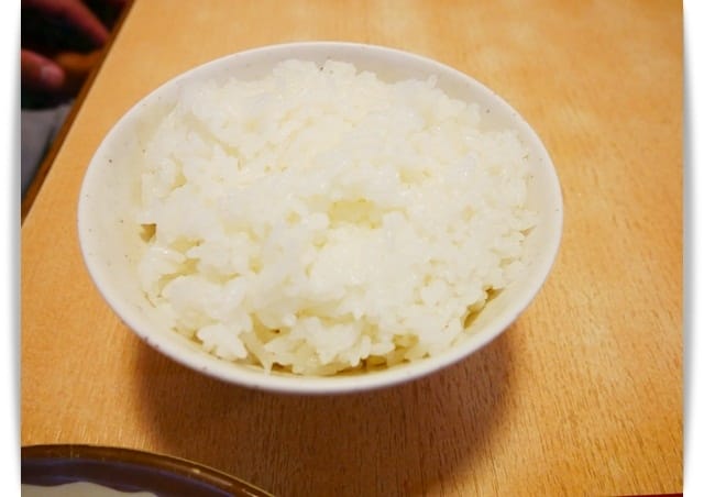 2018年沖繩親子遊 ♡ 24小時營業「沖繩料理店食事處MIKADO」道地家常味。