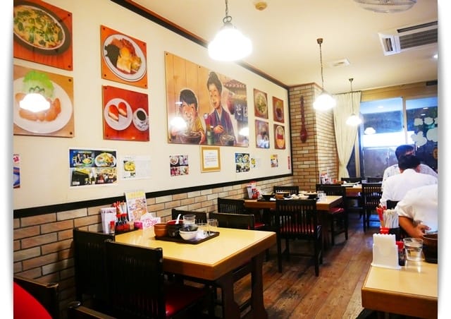 2018年沖繩親子遊 ♡ 24小時營業「沖繩料理店食事處MIKADO」道地家常味。