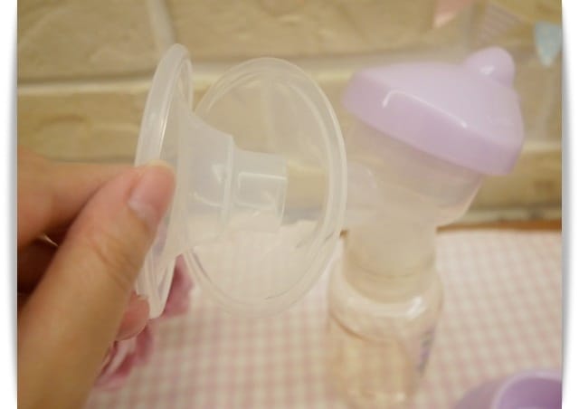 好時尚「Combi 自然吸韻單邊吸乳器」母乳媽媽好幫手。