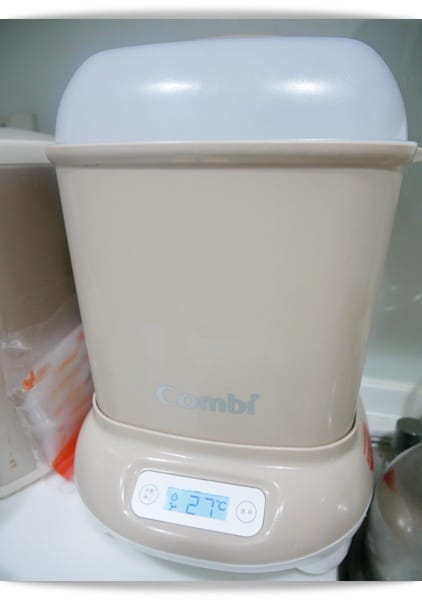 好時尚「Combi 自然吸韻單邊吸乳器」母乳媽媽好幫手。