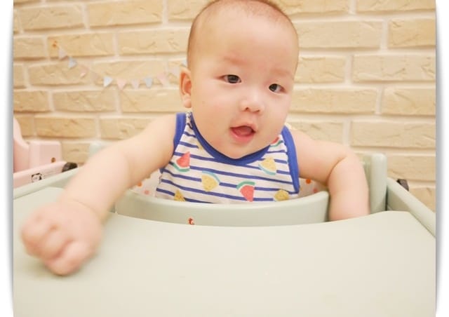 【Alston】可愛的「AFFEL馬卡龍幼兒實木高腳餐椅」一起用到大 ♪