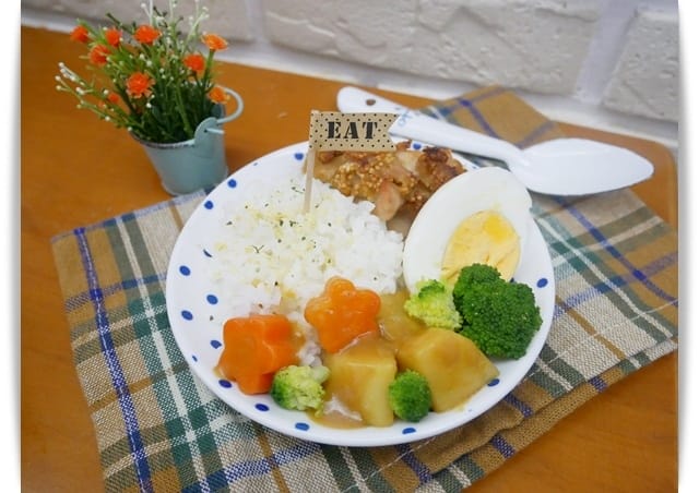 [My Little Kitchen] 免油炸「日式炸雞咖哩飯」健康又美味 ♡