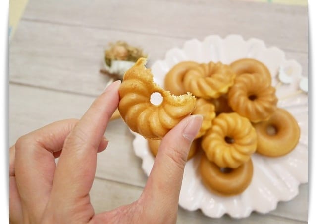 [Vitantonio] 可愛的「原味甜甜圈」鬆餅機簡單完成 ♡