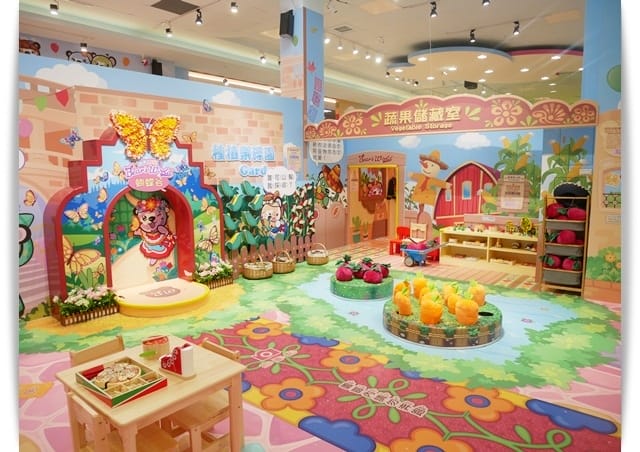 「高雄貝兒絲樂園-狂歡墨國主題館」小孩玩得好開心 ♡
