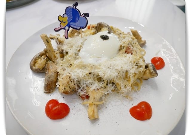 高雄漢神巨蛋「Petit Doux．微兜」甜蜜蜜、好軟綿的瓦帕鬆餅 ♪