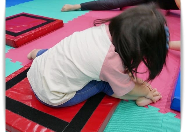 高雄「帕克運動學園」專業師資、多元化課程，親子體操動一動 ♪