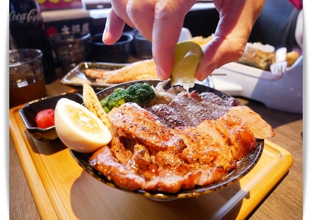 高雄「大河屋-大魯閣草衙道店」平價好吃、適合帶孩子享用的居酒屋 ♪