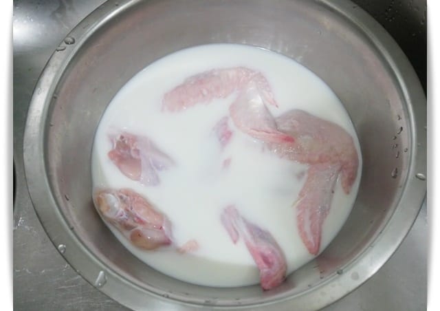 [My Little Kitchen] 烤箱完成「酥炸雞翅」不油炸一樣好吃 ♪