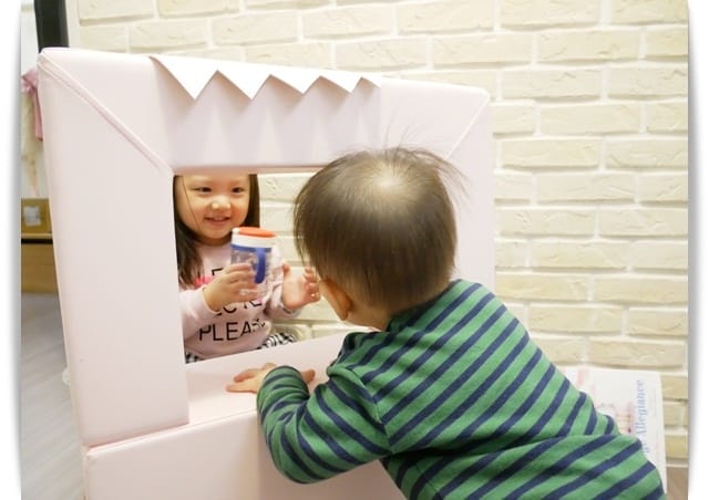 韓國「design skin 寶寶蛋糕沙發桌椅」多用途,好玩又實用。