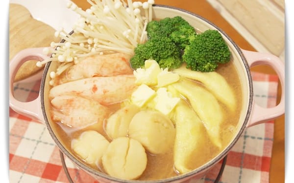 茅乃舍高湯包、料理好物簡單完成「干貝柚子鹽鍋」。