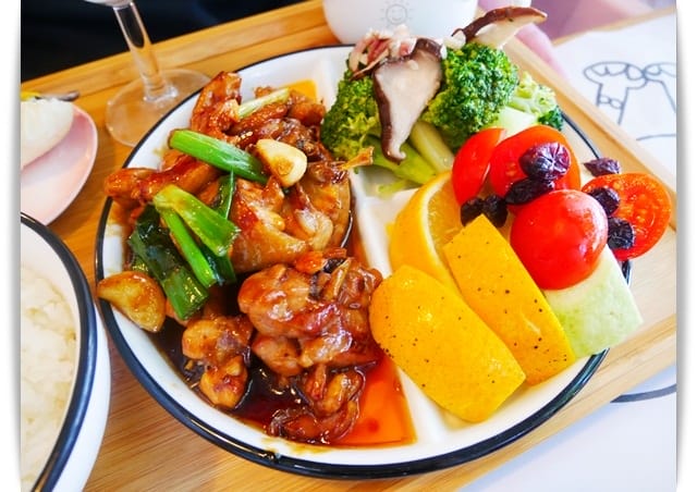 近看飯
