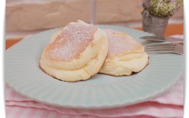 [My Little Kitchen] 懷舊點心「草莓糖葫蘆」兩種材料就搞定 ♡