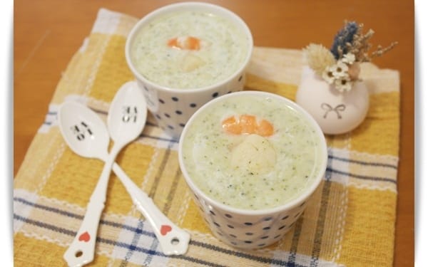 [My Little Kitchen] 零技巧「玉米濃湯」比餐廳還要好喝 ♡