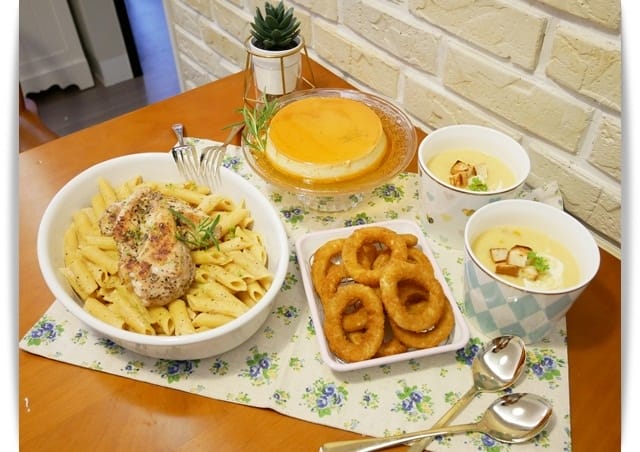 餐桌