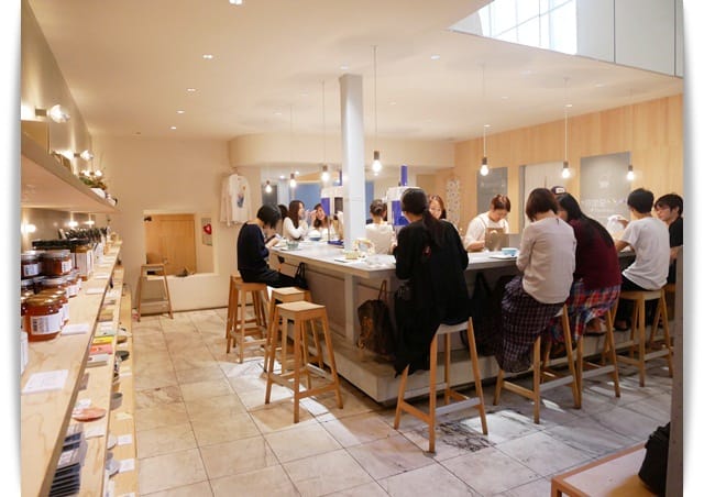 店內 店內