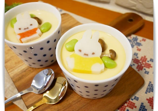 近看蒸蛋 近看蒸蛋