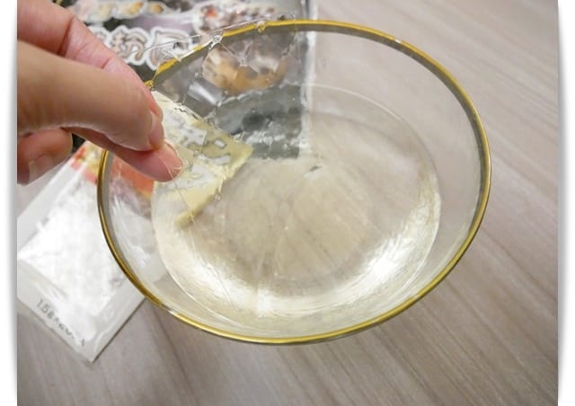泡水
