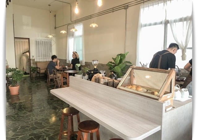 店內 店內