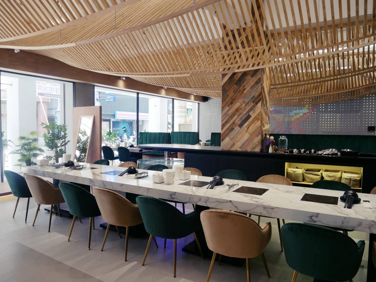 店內