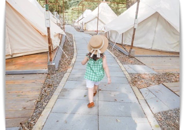 高雄河堤「牧柴鹽奶油吐司專賣」可愛的柴犬吐司、就在大貓車站公園旁。