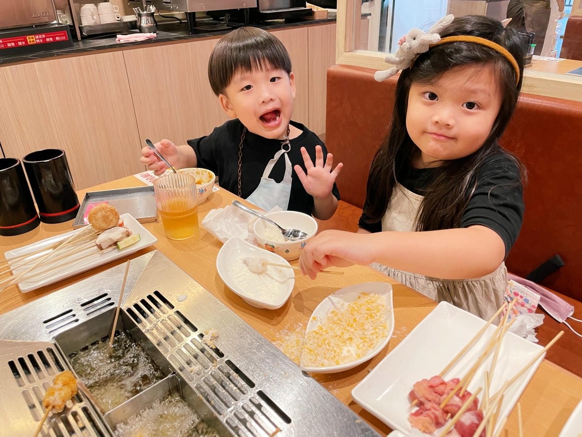 高雄美術館「癮燒精食」精緻餐盒還有食材超市可以逛!! 高雄美術館「癮燒精食」精緻餐盒還有食材超市可以逛!!
