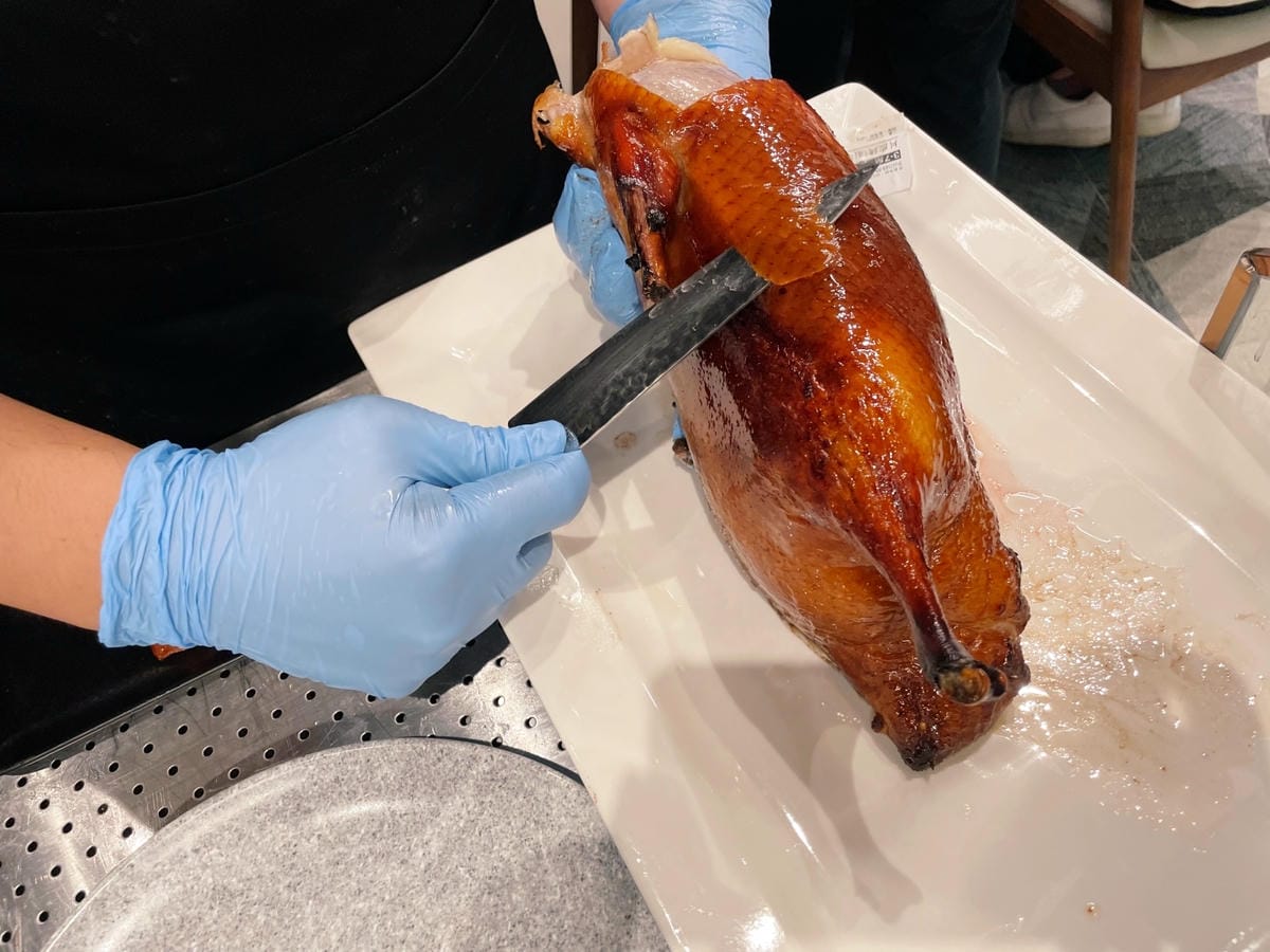 高雄巨蛋「享鴨裕誠店」中華料理好下飯。 高雄巨蛋「享鴨裕誠店」中華料理好下飯。