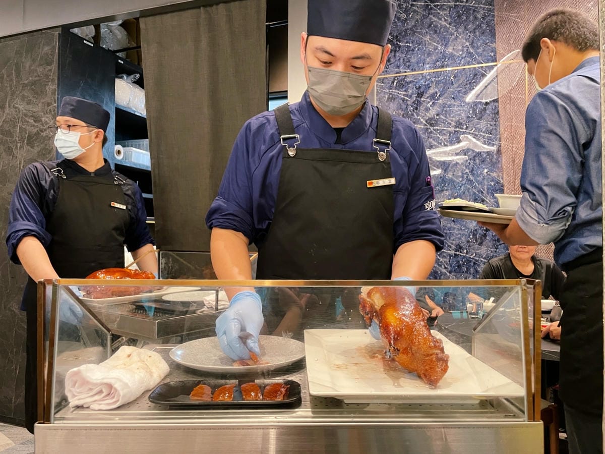 高雄巨蛋「享鴨裕誠店」中華料理好下飯。 高雄巨蛋「享鴨裕誠店」中華料理好下飯。