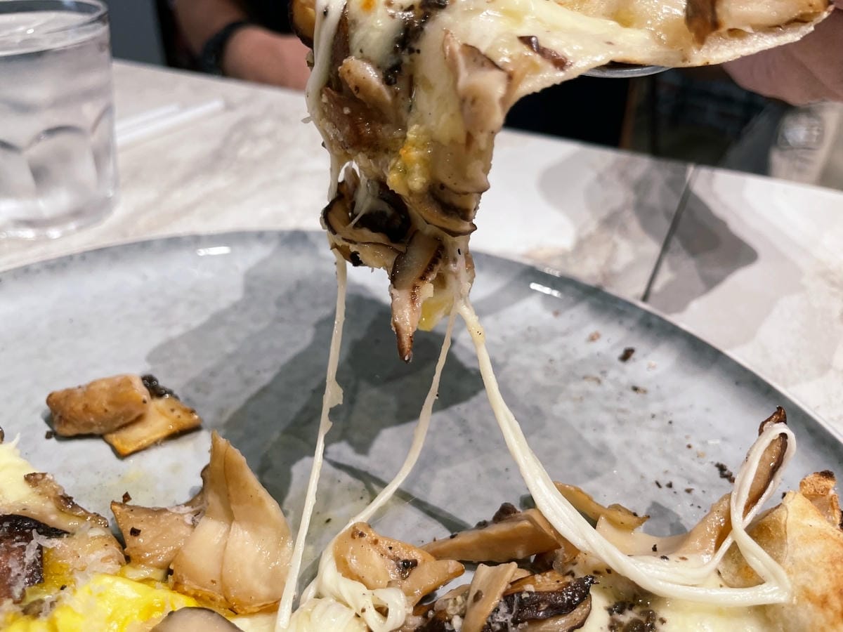 嘉義長榮公園「朱氏披薩Pizzeria Chu」窯烤出爐超好 嘉義長榮公園「朱氏披薩Pizzeria Chu」窯烤出爐超好