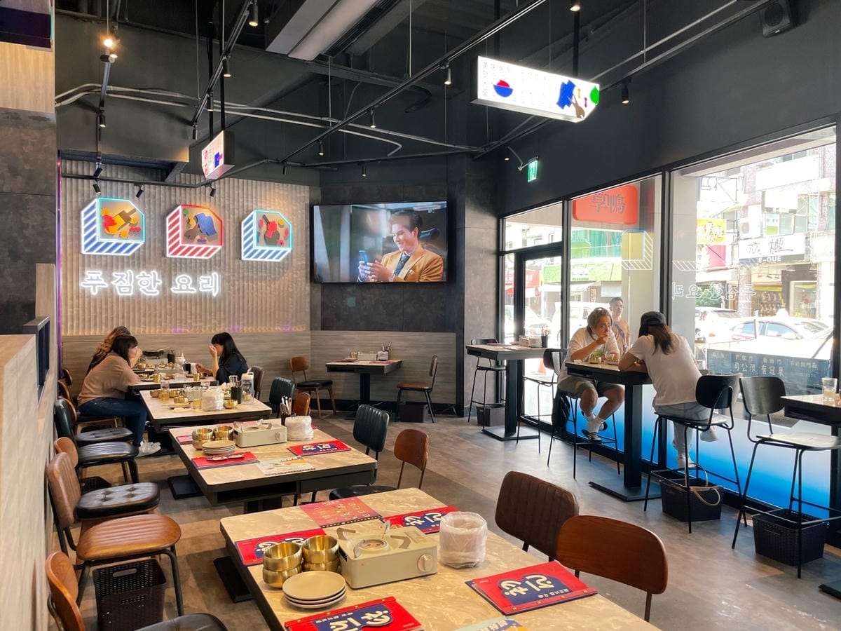 高雄巨蛋「初瓦韓式料理」王品與韓國大廚孫榮聯手新品牌!! 高雄巨蛋「初瓦韓式料理」王品與韓國大廚孫榮聯手新品牌!!