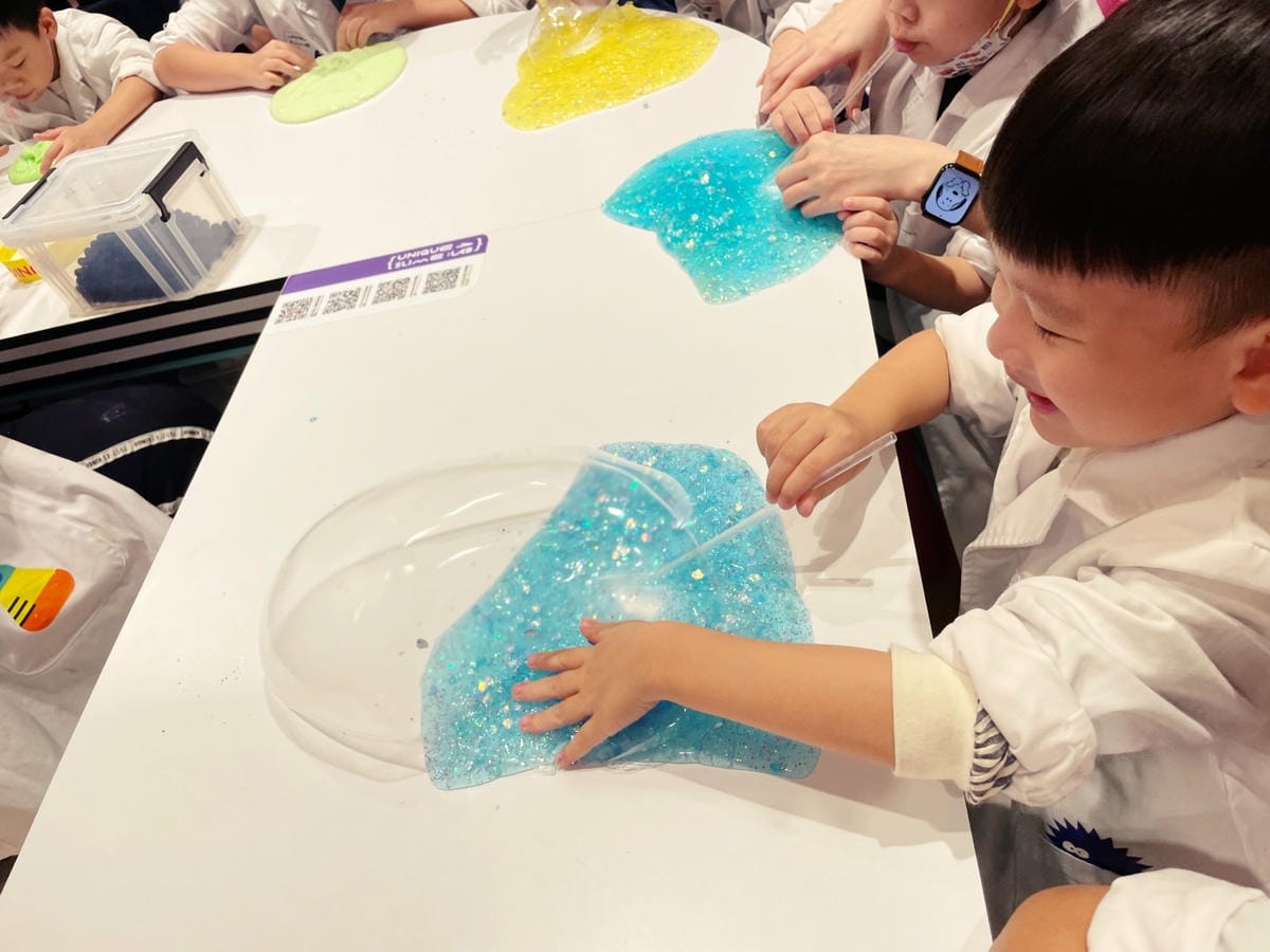 好玩的「Unique Slime Lab史萊姆實驗室」一起動 好玩的「Unique Slime Lab史萊姆實驗室」一起動